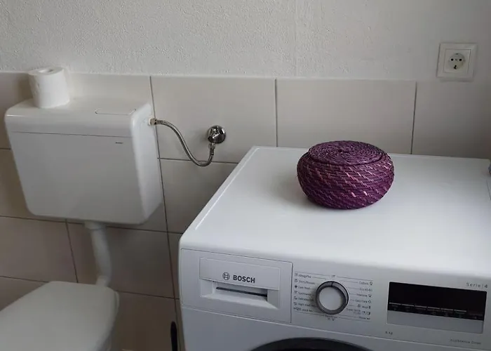 Mit Garten By Interhome