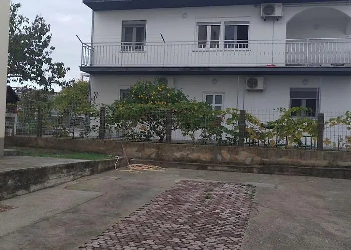 Mit Garten By Interhome Split