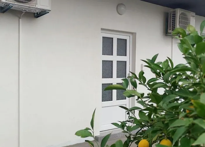 Mit Garten By Interhome *